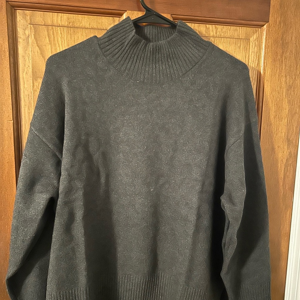 Banana Republic Charcoal Mock Turtleneck Sweater